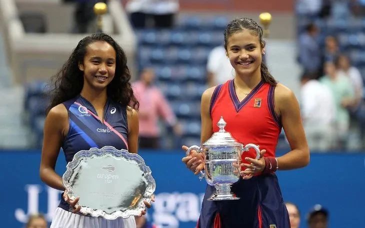 接应范戴克 接应范戴克